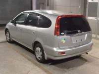 Honda STREAM лот № 8012 оценка 3  с аукциона в Японии 1