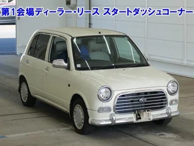Daihatsu MIRA
