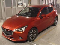 Mazda DEMIO лот № 8022 оценка 3.5  с аукциона в Японии 3