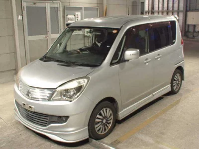 Mitsubishi DELICA D2