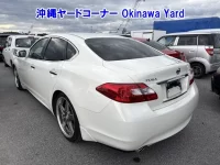 Nissan FUGA лот № 43022 оценка 3.5  с аукциона в Японии 1