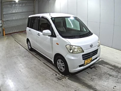 Daihatsu TANTO EXE
