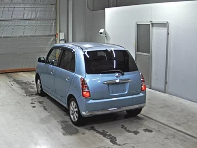Daihatsu MIRA