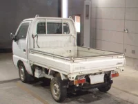Suzuki CARRY TRUCK лот № 8184 оценка 3.5  с аукциона в Японии 1