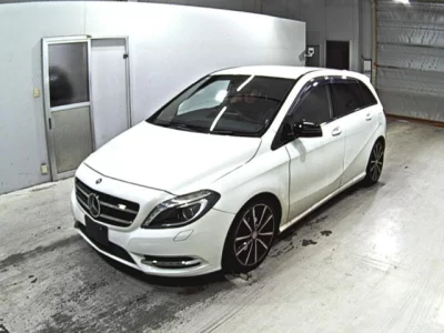 Mercedes-Benz B CLASS