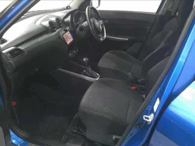 Suzuki SWIFT  с аукциона в Японии