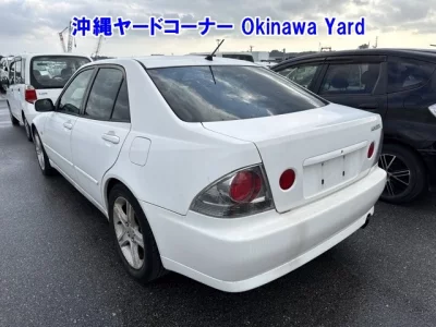 Toyota ALTEZZA  с аукциона в Японии