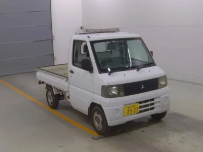 Mitsubishi MINICAB TRUCK