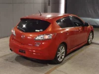 Mazda AXELA лот № 8226 оценка R  с аукциона в Японии 4