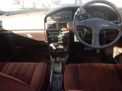 Toyota COROLLA  с аукциона в Японии