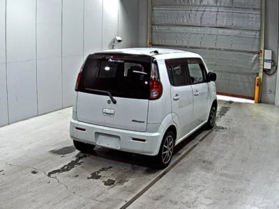 Suzuki MRWAGON