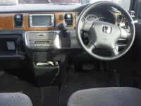 Honda STEP WAGON лот № 9383 оценка 3.5  с аукциона в Японии 2