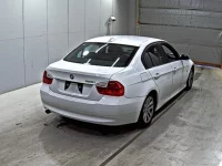 BMW 3-Series лот № 9389 оценка 3.5  с аукциона в Японии 4