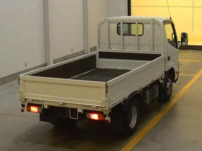 Hino DUTRO  с аукциона в Японии