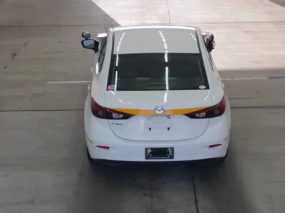 Mazda AXELA  с аукциона в Японии