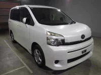 Toyota VOXY лот № 3006 оценка R  с аукциона в Японии 2