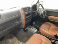 Suzuki JIMNY SIERRA лот № 11011 оценка 2  с аукциона в Японии 2