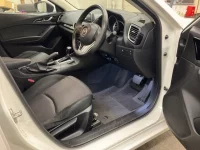 Mazda AXELA лот № 2052 оценка 4  с аукциона в Японии 3