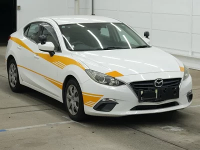 Mazda AXELA  с аукциона в Японии