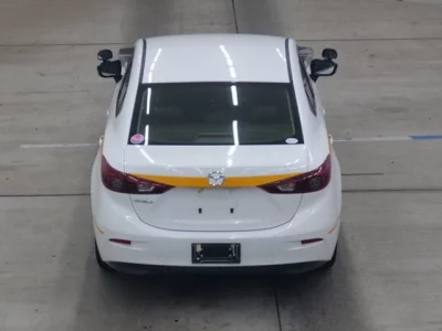 Mazda AXELA  с аукциона в Японии