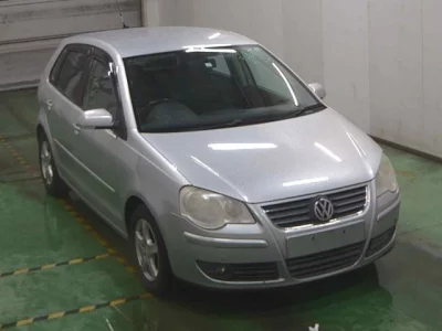 Volkswagen POLO  с аукциона в Японии
