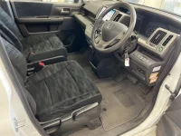 Honda STEP WAGON лот № 2106 оценка 3.5  с аукциона в Японии 3