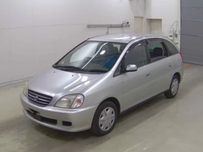 Toyota NADIA