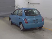 Nissan MARCH лот № 8004 оценка R  с аукциона в Японии 1