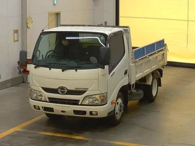 Hino DUTRO  с аукциона в Японии