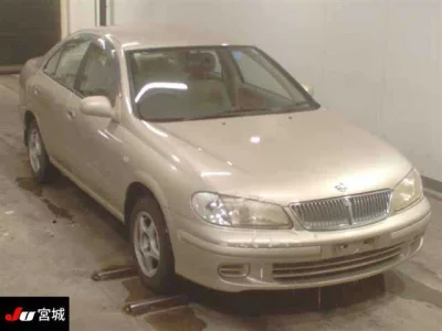 Nissan SYLPHY  с аукциона в Японии