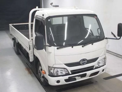 Hino DUTRO  с аукциона в Японии