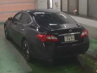 Nissan FUGA лот № 135 оценка R  с аукциона в Японии 1