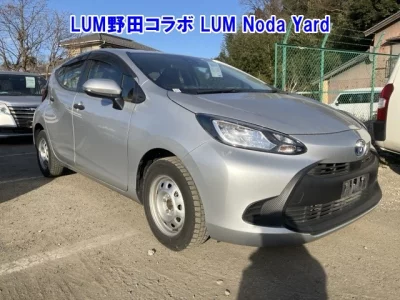 Toyota AQUA  с аукциона в Японии