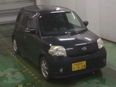 Daihatsu Esse