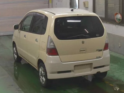 Suzuki MRWAGON