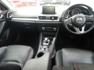 Mazda AXELA  с аукциона в Японии