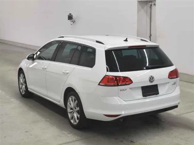 Volkswagen GOLF VARIANT