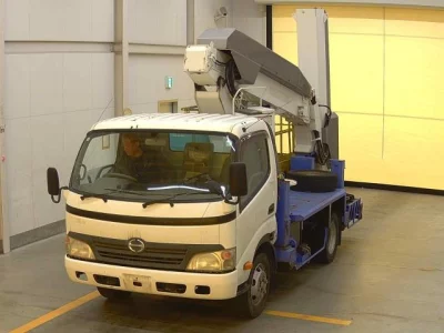 Hino DUTRO  с аукциона в Японии