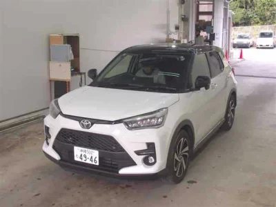 Toyota RAIZE  с аукциона в Японии