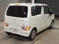 Suzuki WAGON R лот № 3007 оценка 3.5  с аукциона в Японии 4