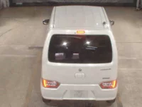 Suzuki WAGON R лот № 3007 оценка 3.5  с аукциона в Японии 5