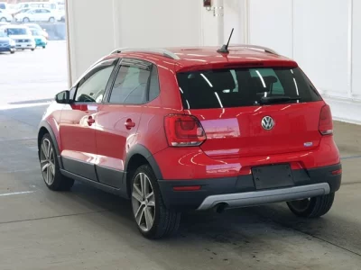 Volkswagen CROSS POLO