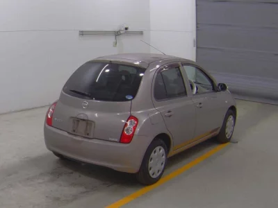 Nissan MARCH  с аукциона в Японии