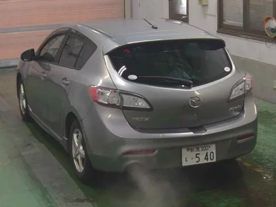 Mazda AXELA  с аукциона в Японии