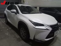 Lexus NX лот № 9207 оценка 4  с аукциона в Японии 3