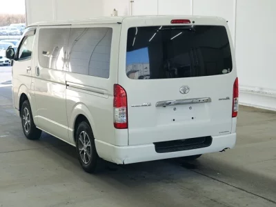Toyota REGIUS ACE VAN