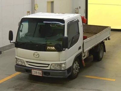 Mazda TITAN  с аукциона в Японии