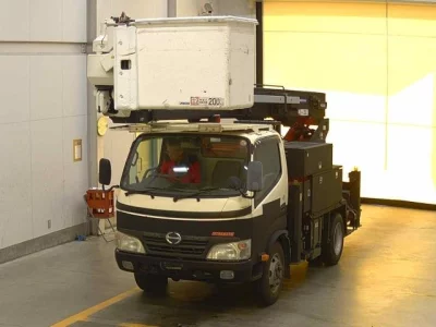 Hino DUTRO  с аукциона в Японии