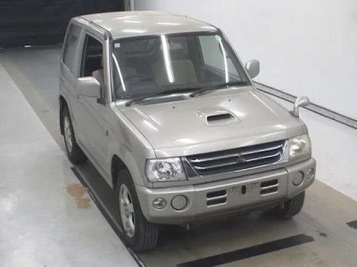 Mitsubishi PAJERO MINI