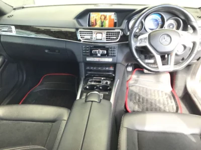 Mercedes-Benz E CLASS WAGON